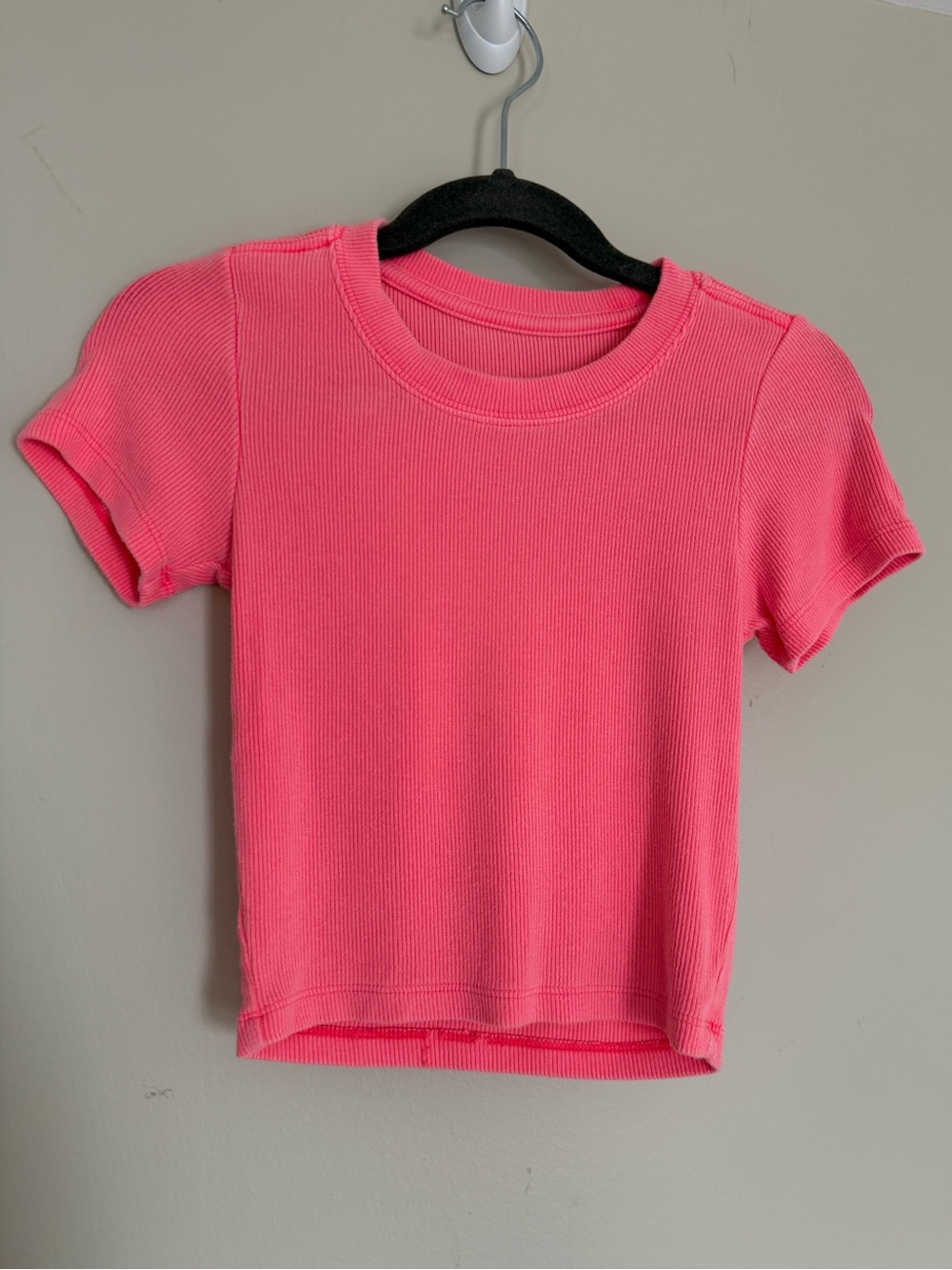 Katie J NYC Tween Livi Ribbed Tee Sz
S(7/8) Short Sleeve Raspberry Pink Crop Top
